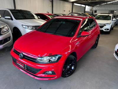 VOLKSWAGEN - POLO - 2018/2018 - Vermelha - R$ 68.900,00