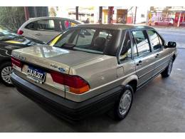 FORD - VERSAILLES - 1993/1994 - Dourada - R$ 35.900,00