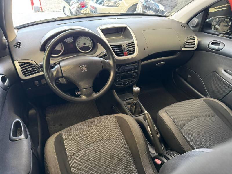 PEUGEOT - 207 - 2010/2010 - Preta - R$ 19.900,00