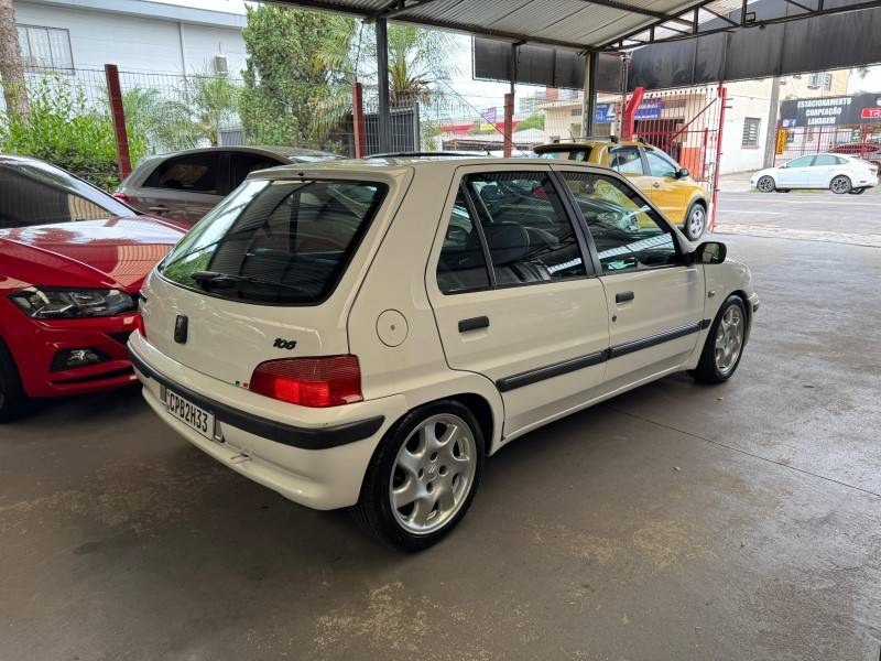 PEUGEOT - 106 - 1999/1999 - Branca - R$ 19.900,00