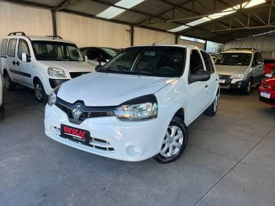 RENAULT - CLIO - 2015/2015 - Branca - R$ 34.900,00