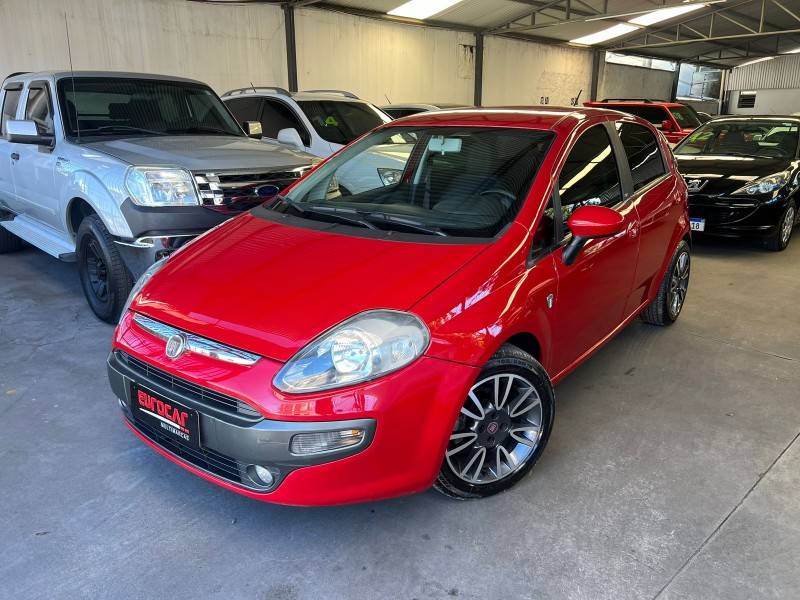 FIAT - PUNTO - 2013/2013 - Vermelha - R$ 37.900,00