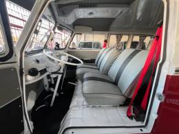 VOLKSWAGEN - KOMBI - 1972/1972 - Vermelha - R$ 225.000,00