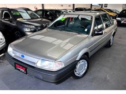 FORD - VERSAILLES - 1993/1994 - Dourada - R$ 35.900,00