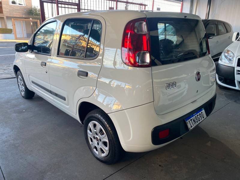 FIAT - UNO - 2013/2013 - Branca - R$ 29.900,00