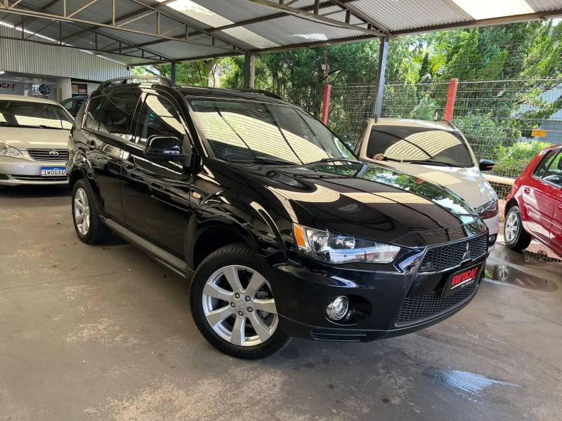 MITSUBISHI - OUTLANDER - 2013/2013 - Preta - R$ 59.900,00