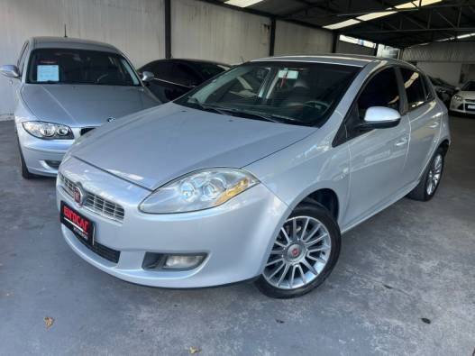 FIAT - BRAVO - 2012/2012 - Prata - R$ 32.900,00