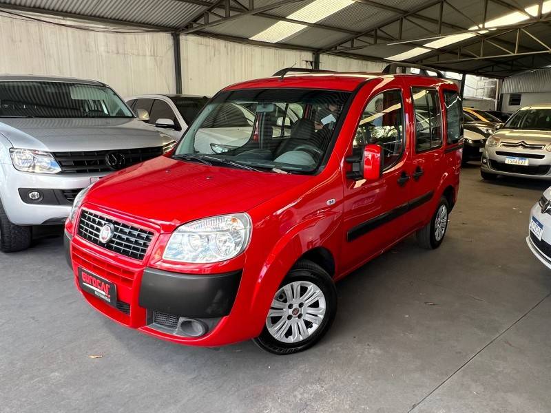 FIAT - DOBLÓ - 2012/2012 - Vermelha - R$ 39.900,00