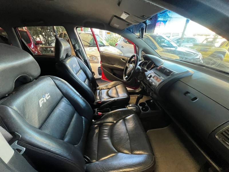 HONDA - FIT - 2007/2007 - Vermelha - R$ 38.900,00