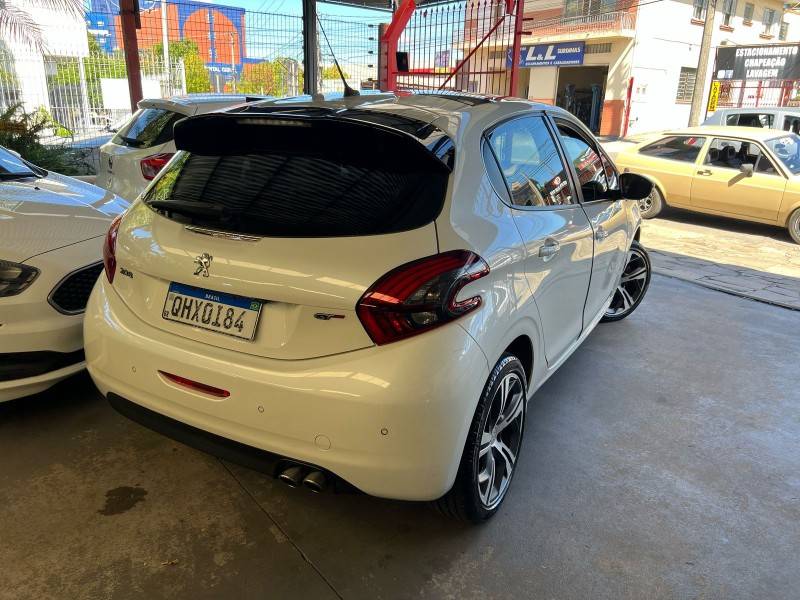 PEUGEOT - 208 - 2017/2017 - Branca - R$ 64.900,00