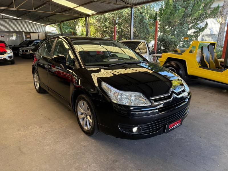 CITROËN - C4 - 2011/2011 - Preta - R$ 27.900,00
