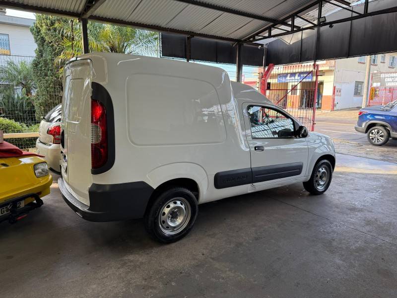 FIAT - FIORINO - 2018/2018 - Branca - R$ 64.900,00