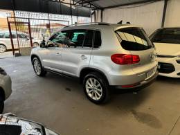 VOLKSWAGEN - TIGUAN - 2012/2012 - Prata - R$ 56.900,00