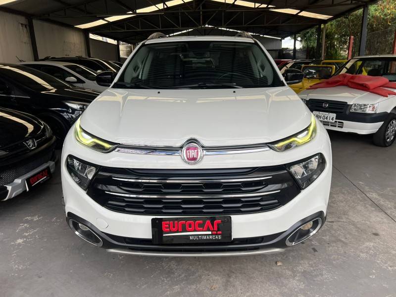 FIAT - TORO - 2017/2017 - Branca - R$ 99.900,00