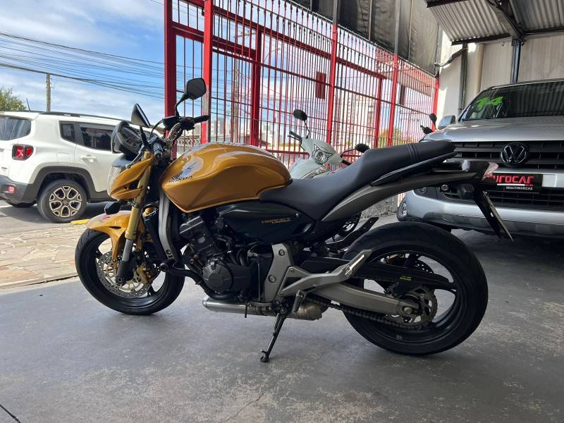 HONDA - CB 600F - 2009/2009 - Amarela - R$ 35.900,00