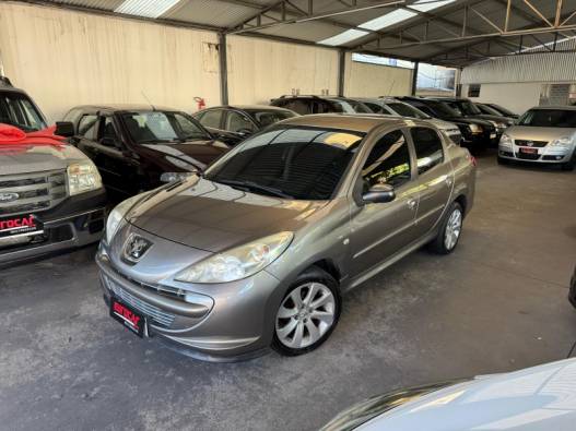 PEUGEOT - 207 - 2013/2013 - Marrom - R$ 21.900,00