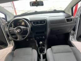 VOLKSWAGEN - FOX - 2010/2010 - Prata - R$ 29.900,00