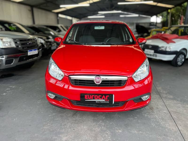 FIAT - GRAND SIENA - 2015/2015 - Vermelha - R$ 34.900,00