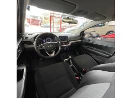 HYUNDAI - HB20 - 2019/2020 - Dourada - R$ 57.900,00