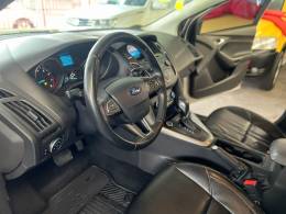 FORD - FOCUS - 2018/2018 - Prata - R$ 58.900,00