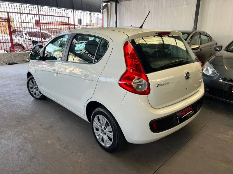 FIAT - PALIO - 2014/2014 - Branca - R$ 39.900,00
