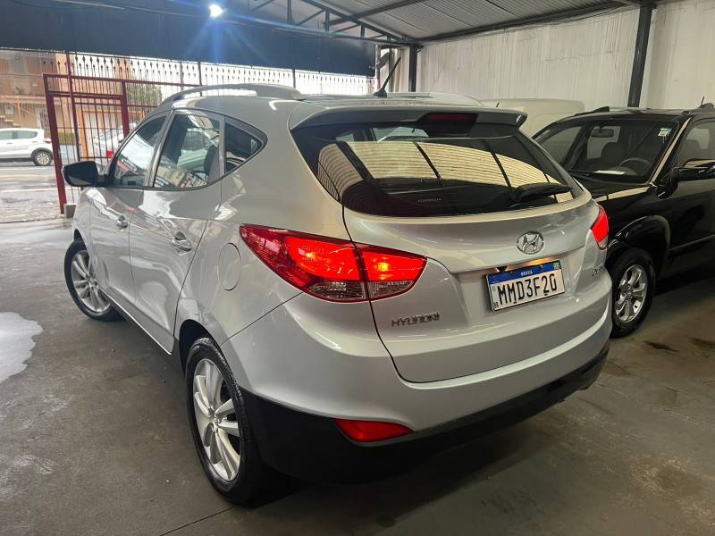 HYUNDAI - IX35 - 2011/2011 - Prata - R$ 59.900,00