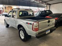 FORD - RANGER - 2011/2011 - Prata - R$ 59.900,00
