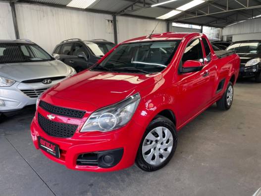 CHEVROLET - MONTANA - 2013/2014 - Vermelha - R$ 45.900,00