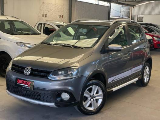 VOLKSWAGEN - CROSSFOX - 2010/2011 - Cinza - R$ 42.900,00