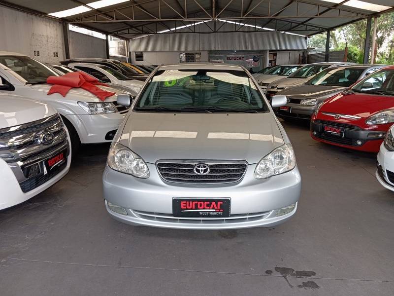 TOYOTA - COROLLA - 2005/2005 - Prata - R$ 36.900,00