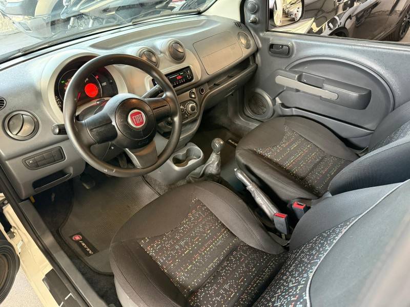 FIAT - FIORINO - 2018/2018 - Branca - R$ 64.900,00