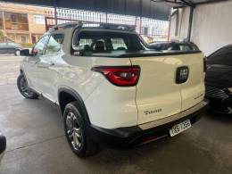 FIAT - TORO - 2017/2017 - Branca - R$ 99.900,00