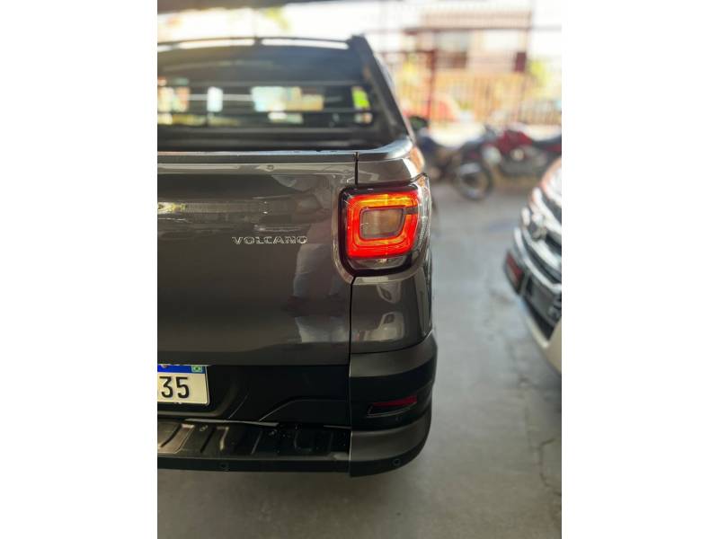 FIAT - STRADA - 2022/2022 - Cinza - R$ 99.900,00