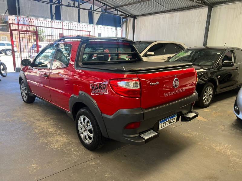 FIAT - STRADA - 2016/2016 - Vermelha - R$ 59.900,00