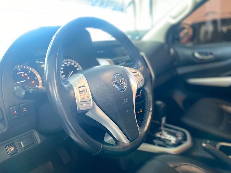 NISSAN - FRONTIER - 2018/2018 - Cinza - R$ 136.900,00