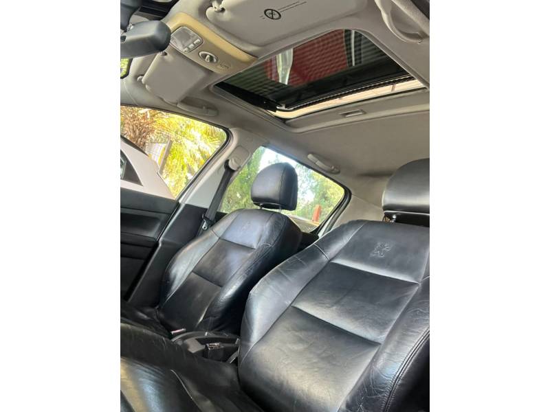 PEUGEOT - 307 - 2012/2012 - Branca - R$ 31.900,00