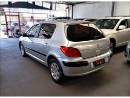 PEUGEOT - 307 - 2006/2007 - Prata - R$ 22.900,00