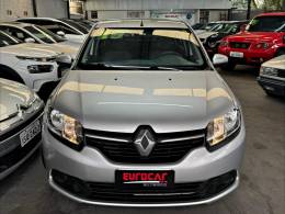 RENAULT - LOGAN - 2018/2019 - Prata - R$ 46.900,00