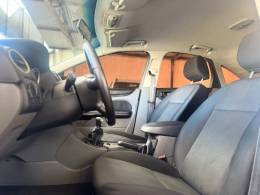 FORD - FOCUS - 2011/2011 - Branca - R$ 39.900,00