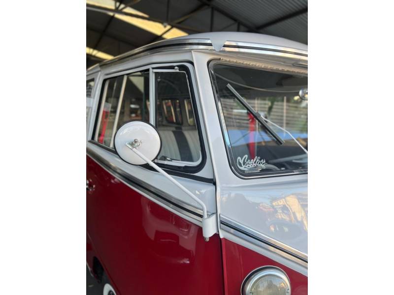 VOLKSWAGEN - KOMBI - 1972/1972 - Vermelha - R$ 225.000,00