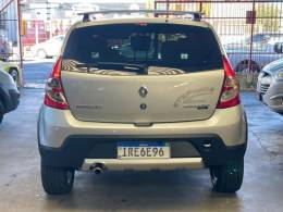 RENAULT - SANDERO - 2010/2011 - Prata - R$ 36.900,00