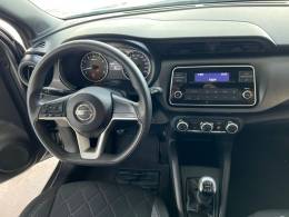 NISSAN - KICKS - 2018/2018 - Cinza - R$ 71.900,00