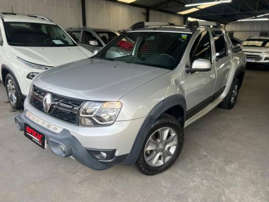 RENAULT - DUSTER OROCH - 2017/2017 - Prata - R$ 71.900,00