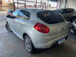 FIAT - BRAVO - 2012/2012 - Prata - R$ 32.900,00