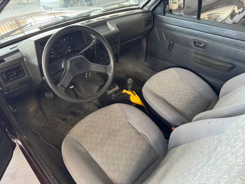 VOLKSWAGEN - VOYAGE - 1995/1995 - Vermelha - R$ 22.900,00