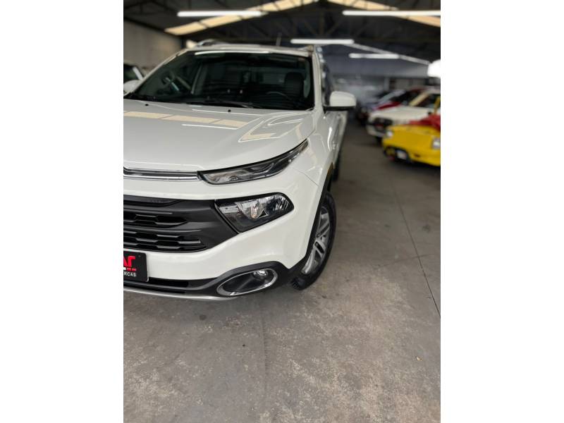 FIAT - TORO - 2019/2019 - Branca - R$ 99.900,00
