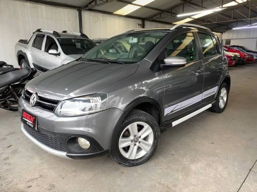 VOLKSWAGEN - CROSSFOX - 2010/2011 - Cinza - R$ 42.900,00
