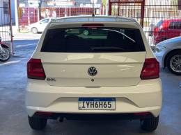 VOLKSWAGEN - GOL - 2017/2018 - Branca - R$ 45.900,00