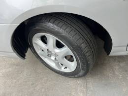 TOYOTA - COROLLA - 2004/2004 - Prata - R$ 37.900,00