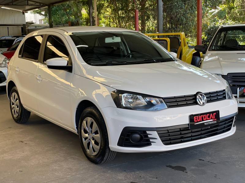 VOLKSWAGEN - GOL - 2017/2018 - Branca - R$ 45.900,00